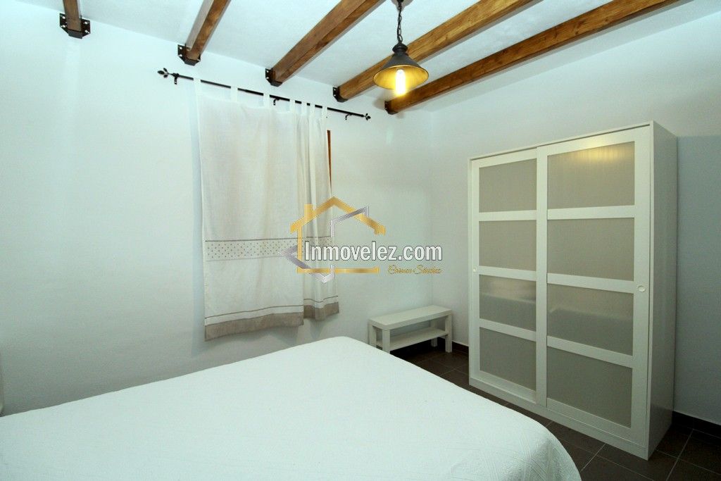 Cortijo en Vélez de Benaudalla (Ref.:0331)