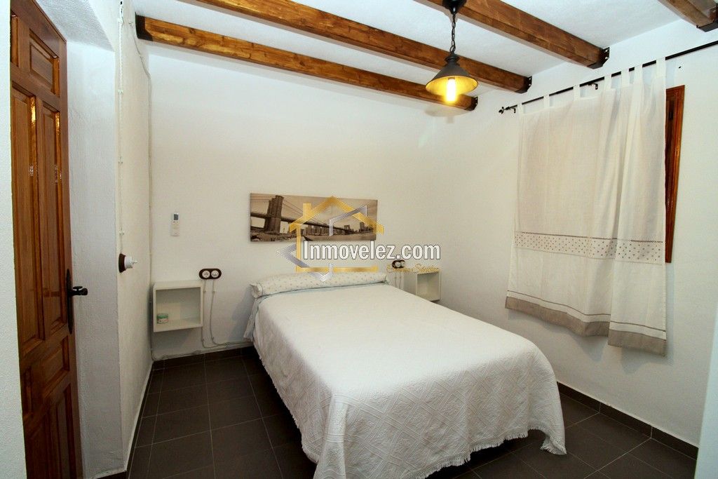 Cortijo en Vélez de Benaudalla (Ref.:0331)