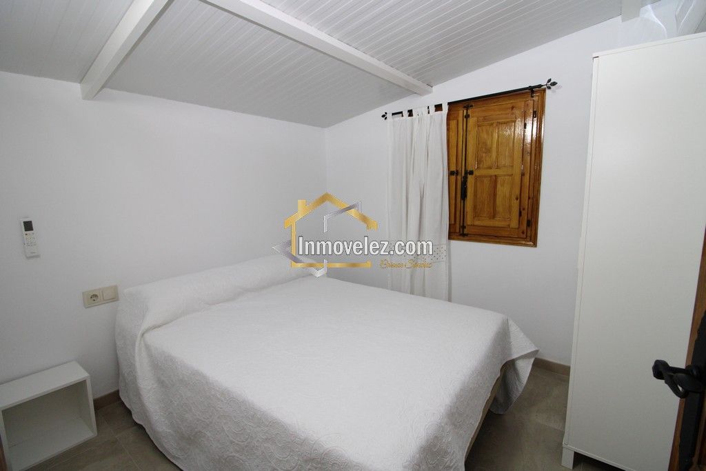 Cortijo en Vélez de Benaudalla (Ref.:0331)