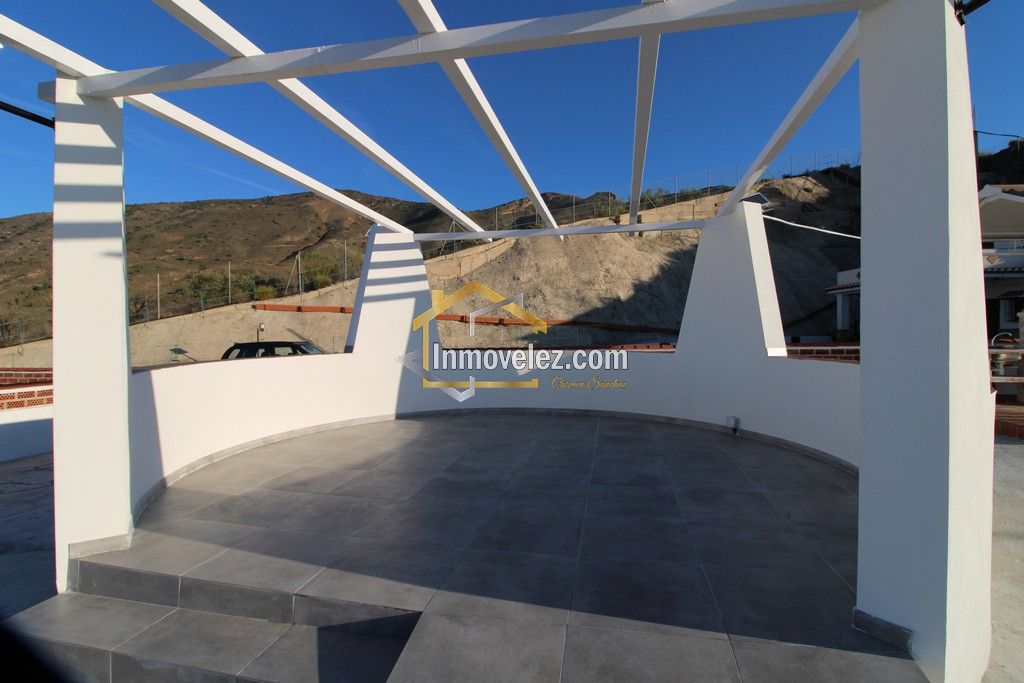 Cortijo en Vélez de Benaudalla (Ref.:0331)