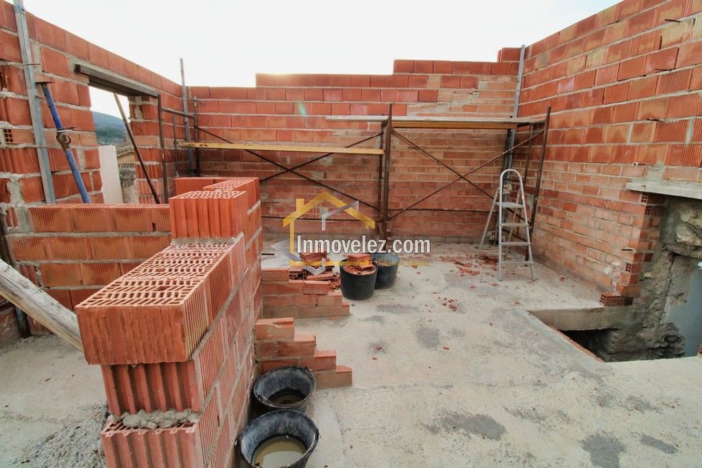 Casa en Vélez de Benaudalla (Ref.:0280)