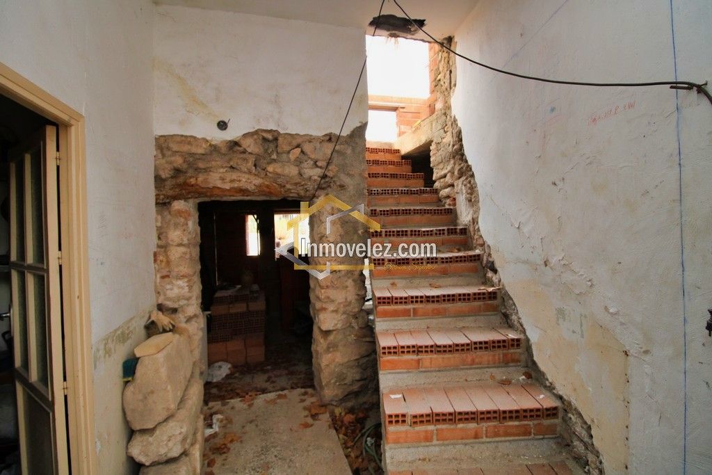 Casa en Vélez de Benaudalla (Ref.:0280)