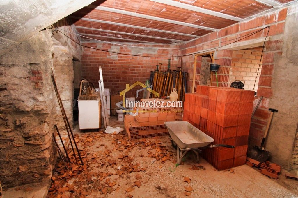 Casa en Vélez de Benaudalla (Ref.:0280)