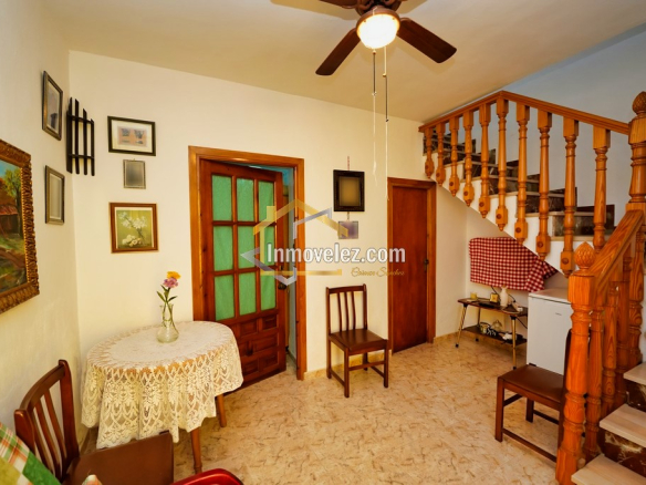 Casa en Vélez de Benaudalla (Ref.:0351)