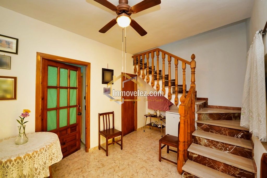Casa en Vélez de Benaudalla (Ref.:0351)