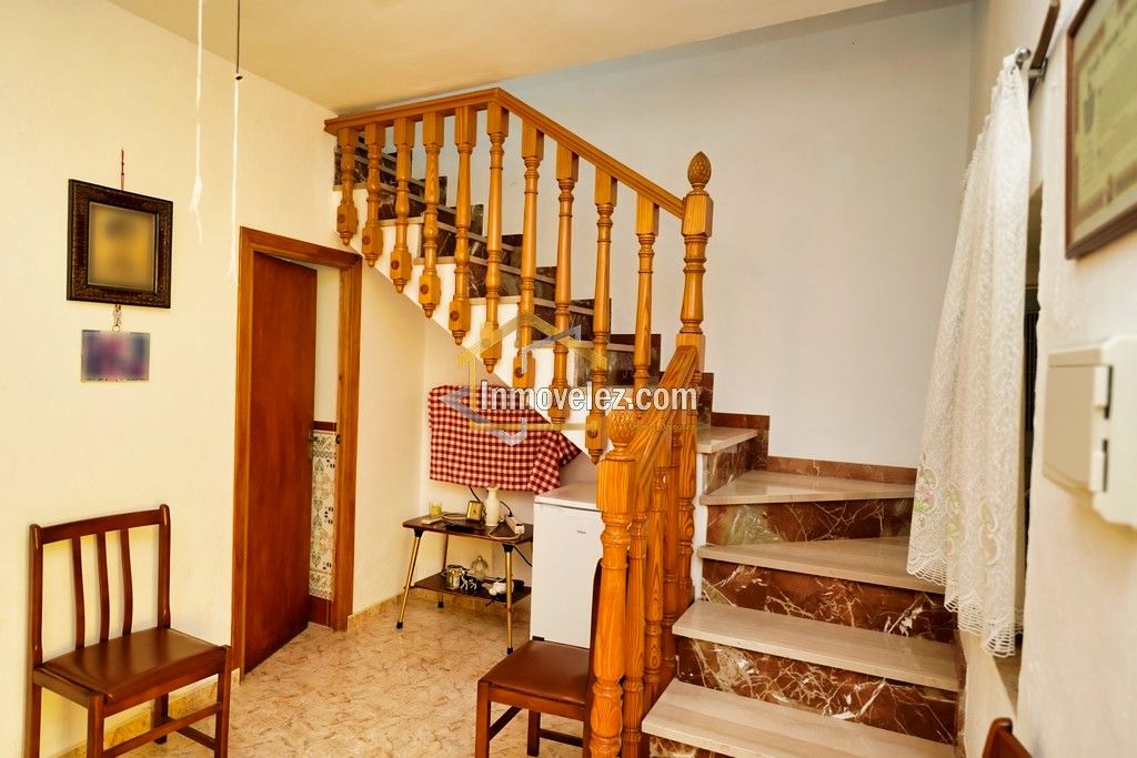 Casa en Vélez de Benaudalla (Ref.:0351)