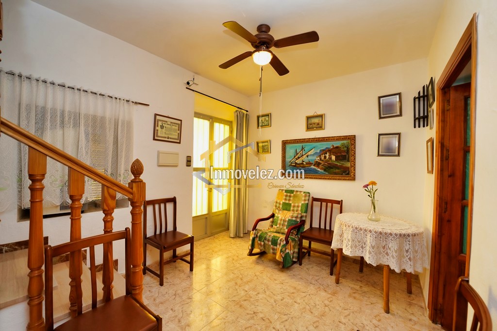 Casa en Vélez de Benaudalla (Ref.:0351)