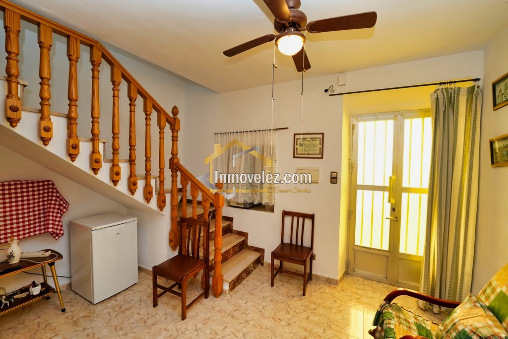 Casa en Vélez de Benaudalla (Ref.:0351)