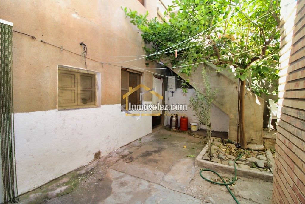 Casa en Vélez de Benaudalla (Ref.:0366)