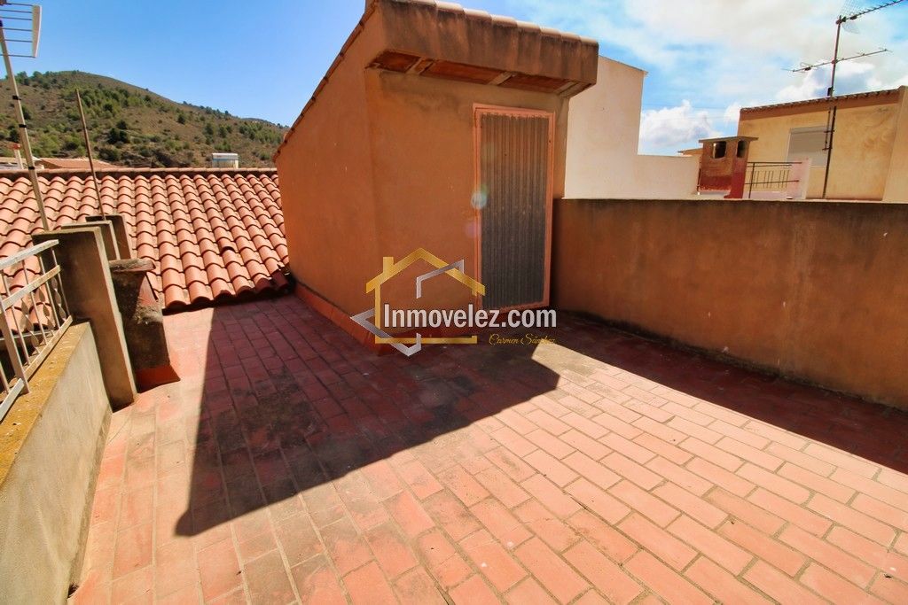 Casa en Vélez de Benaudalla (Ref.:0366)