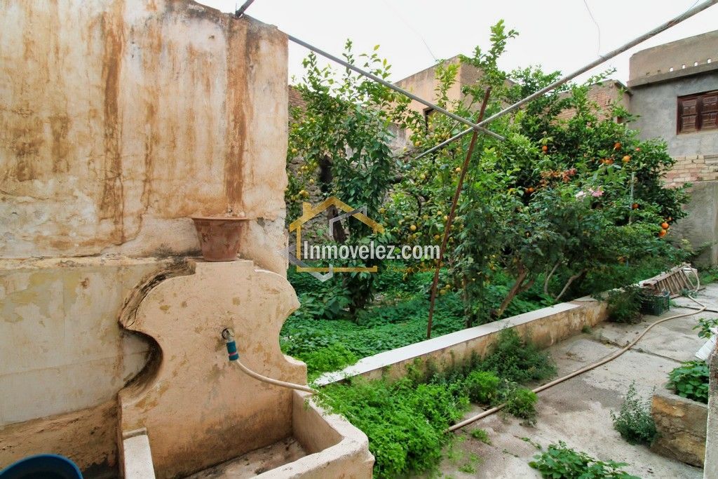 Casa con jardín (Ref.:0378)