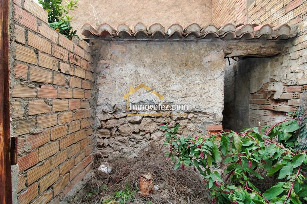Casa con jardín (Ref.:0378)