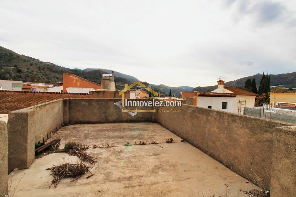 Casa con jardín (Ref.:0378)