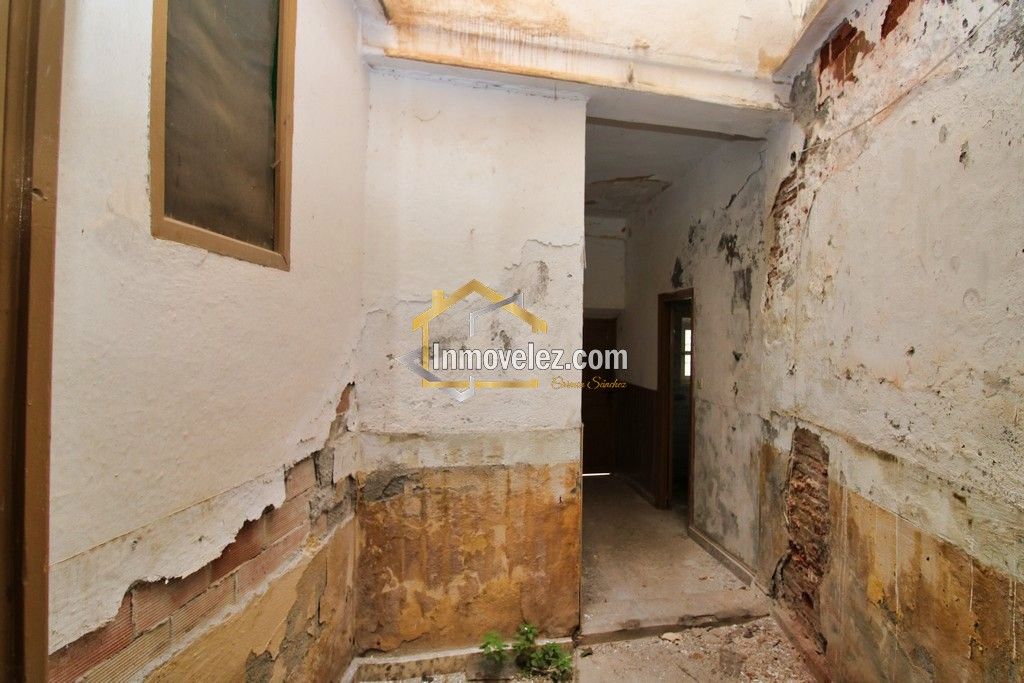 Casa con jardín (Ref.:0378)