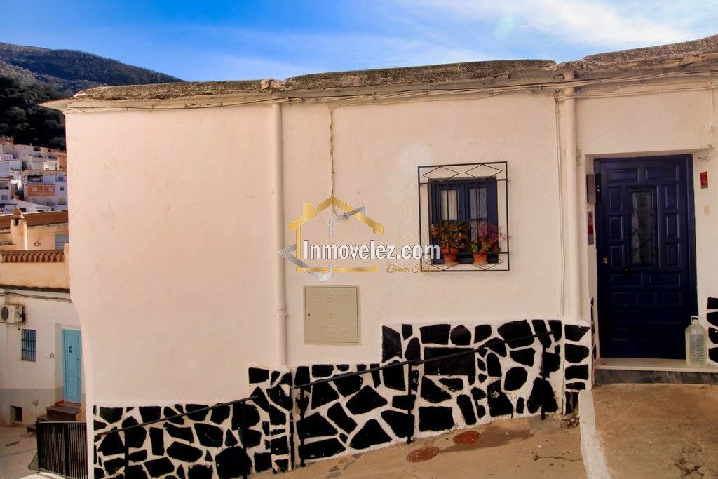 Casa en Torvizcón (Ref.:0380)
