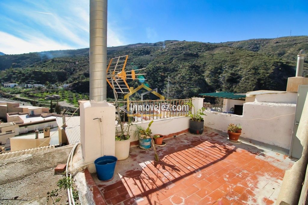 Casa en Torvizcón (Ref.:0380)