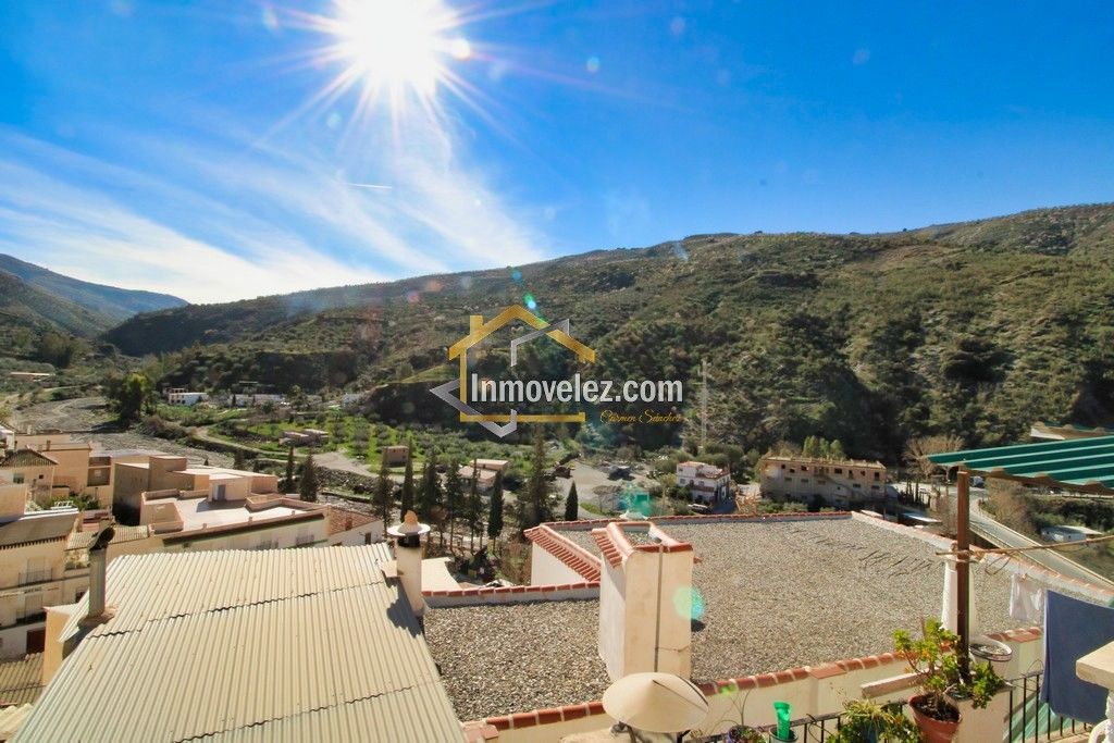 Casa en Torvizcón (Ref.:0380)