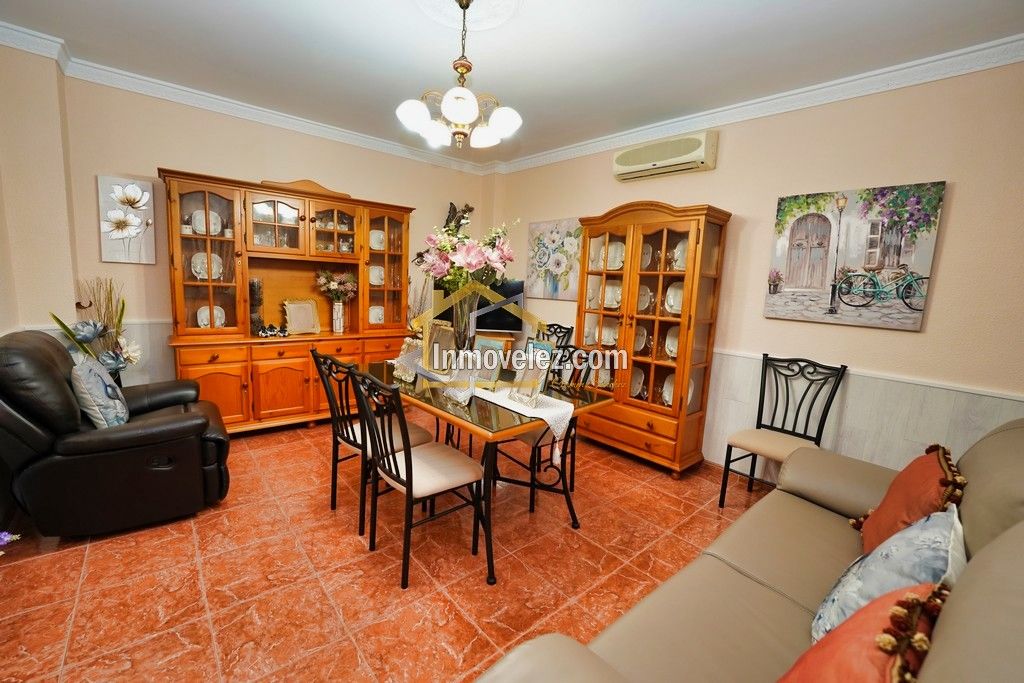 Casa en Vélez Benaudalla (Ref.:0387)