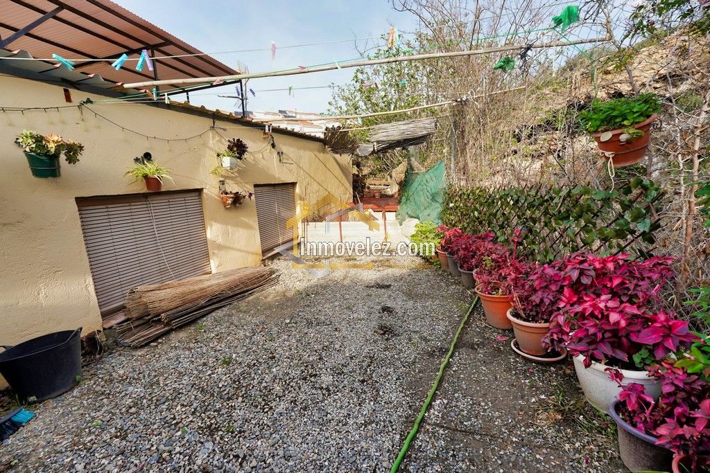 Casa en Vélez Benaudalla (Ref.:0387)