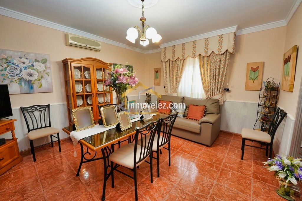 Casa en Vélez Benaudalla (Ref.:0387)
