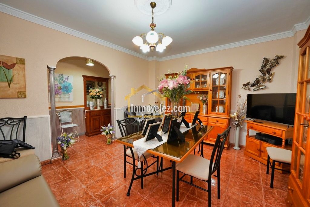 Casa en Vélez Benaudalla (Ref.:0387)