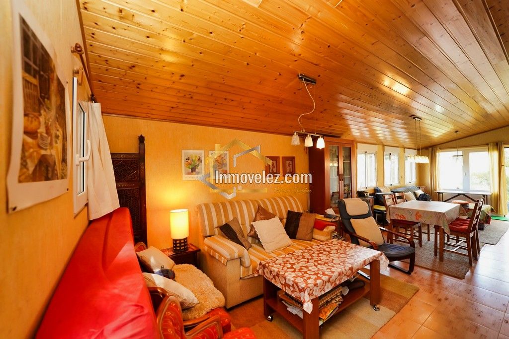 Cortijo en Vélez Benaudalla (Ref.:0388)