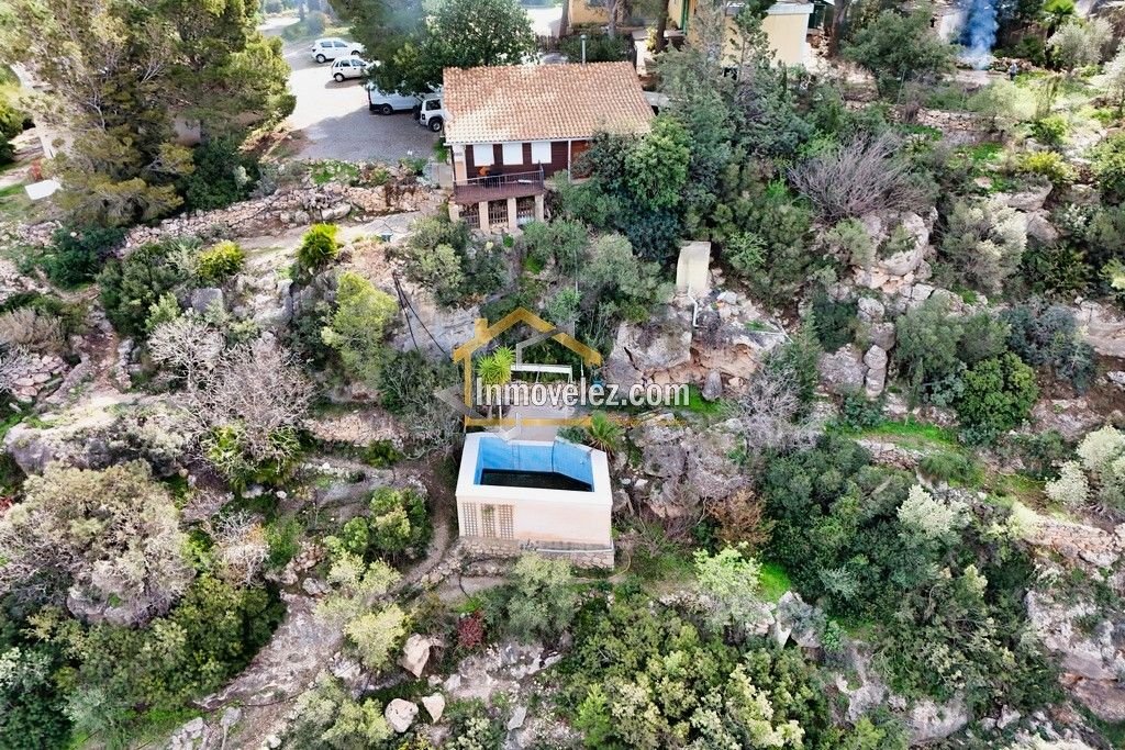 Cortijo en Vélez Benaudalla (Ref.:0388)
