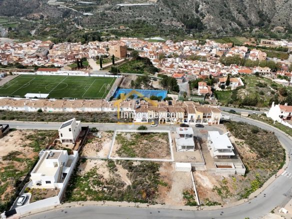 Solar Urbanizable Vélez Benaudalla (Ref.:0390)