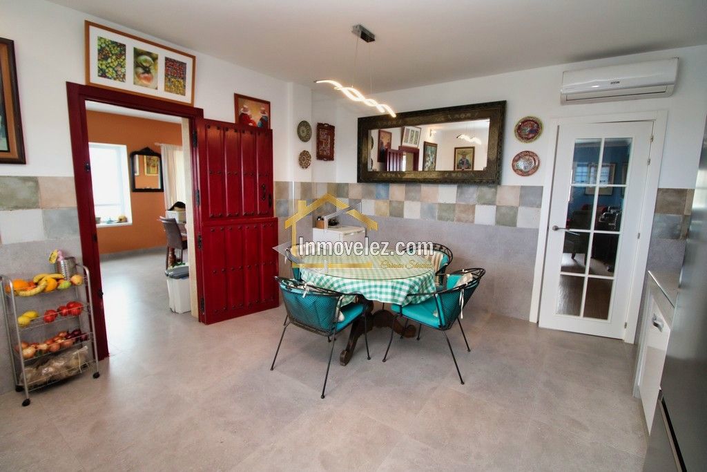 Cortijo en Vélez de Benaudalla (Ref.:0386)