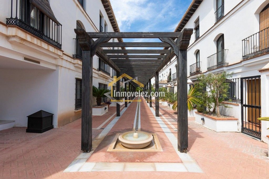 Apartamento en Vélez de Benaudalla (Ref.:0400)