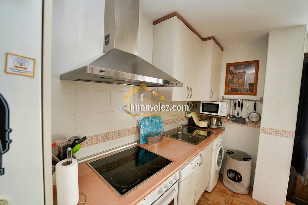 Apartamento en Vélez de Benaudalla (Ref.:0400)