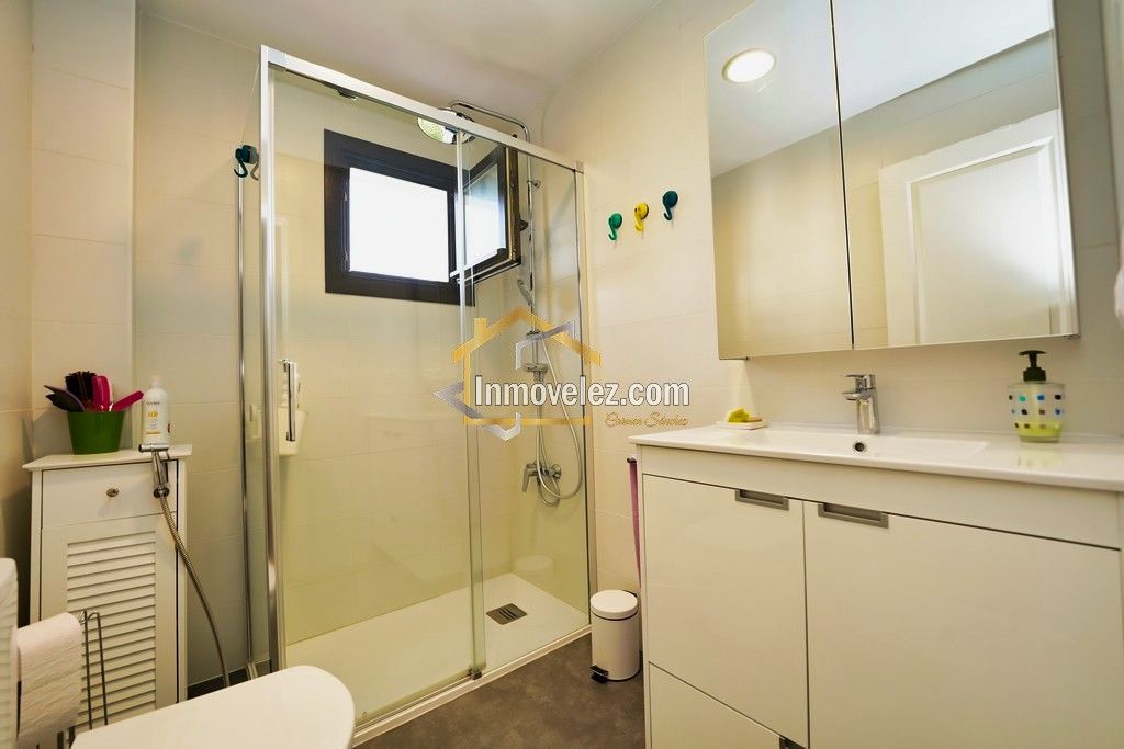 Apartamento en Vélez de Benaudalla (Ref.:0400)