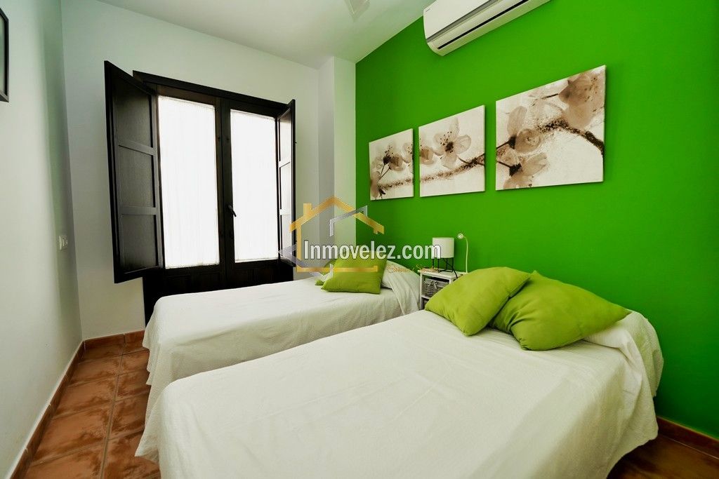 Apartamento en Vélez de Benaudalla (Ref.:0400)