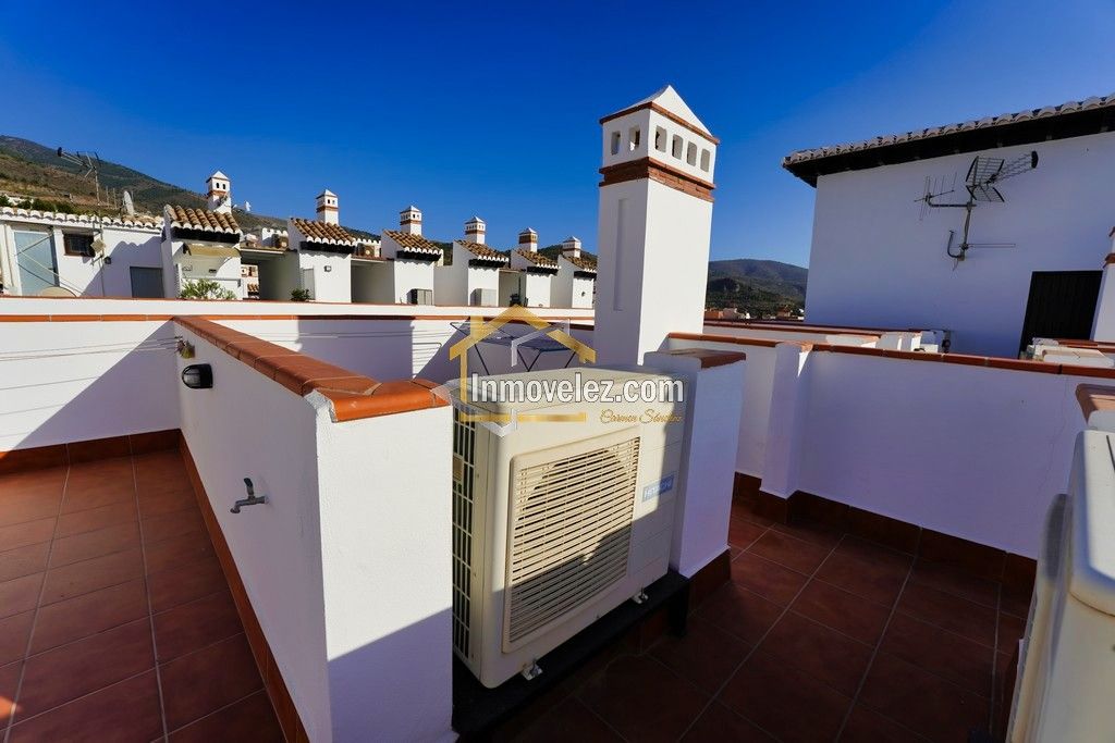 Apartamento en Vélez de Benaudalla (Ref.:0400)