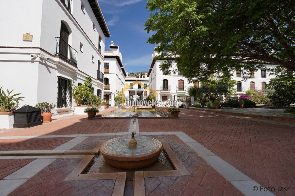 Apartamento en Vélez de Benaudalla (Ref.:0400)