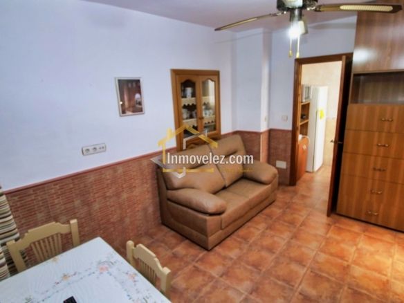 Casa en Vélez de Benaudalla (Ref.:0405)