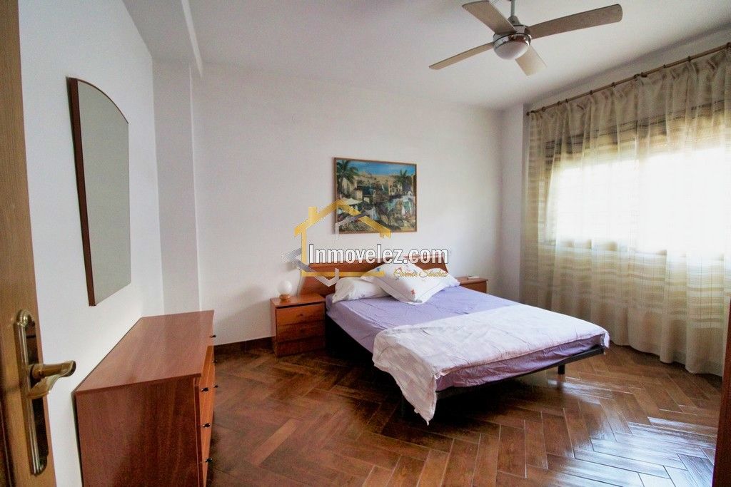 Casa en Vélez de Benaudalla (Ref.:0406)