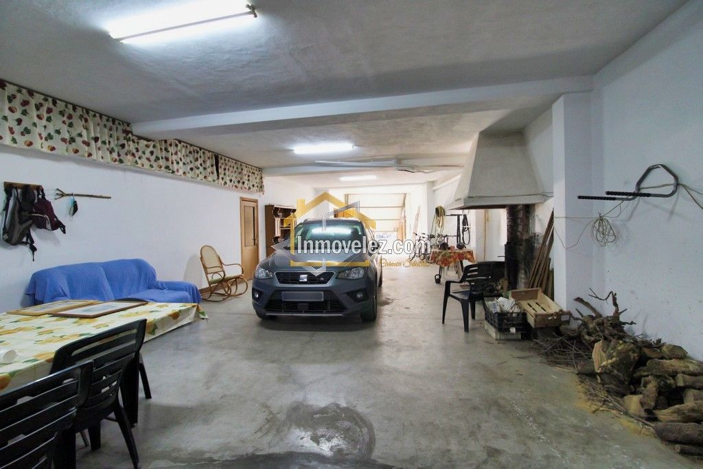 Casa en Vélez de Benaudalla (Ref.:0406)
