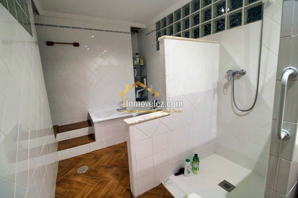 Casa en Vélez de Benaudalla (Ref.:0406)
