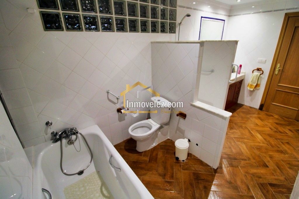 Casa en Vélez de Benaudalla (Ref.:0406)