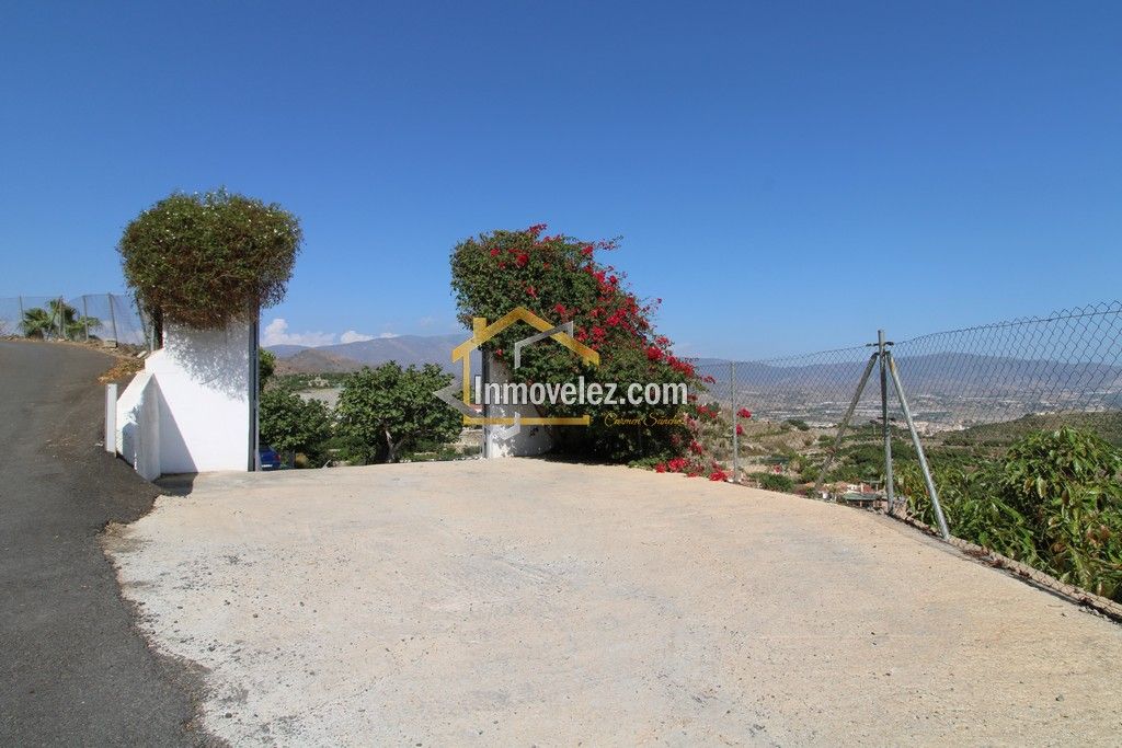 Cortijo en Motril (Ref.:0411)