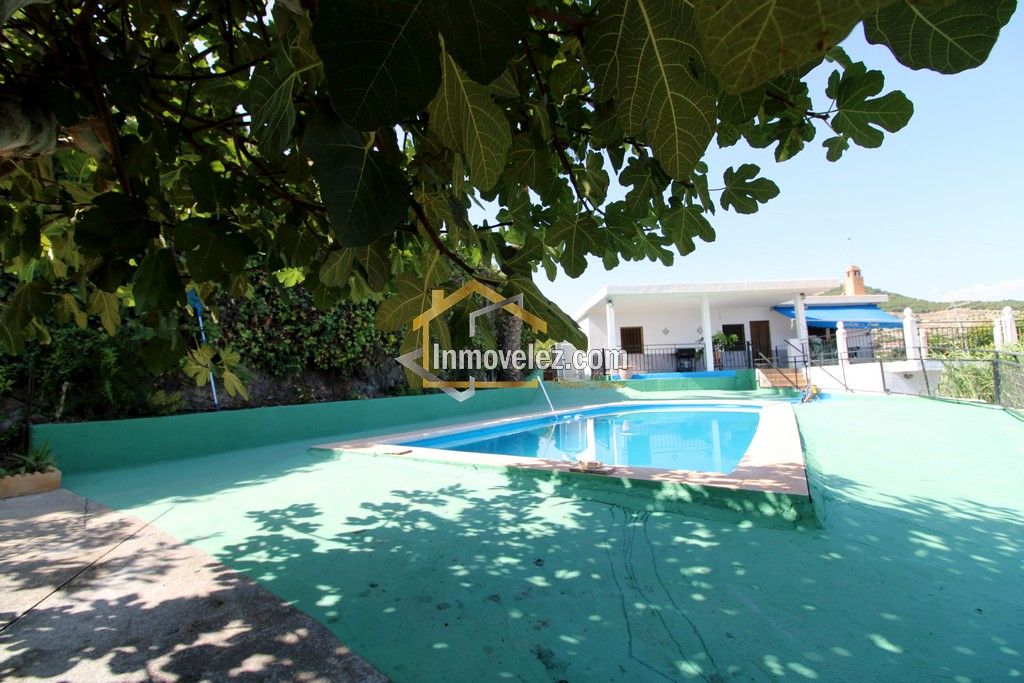 Cortijo en Motril (Ref.:0411)