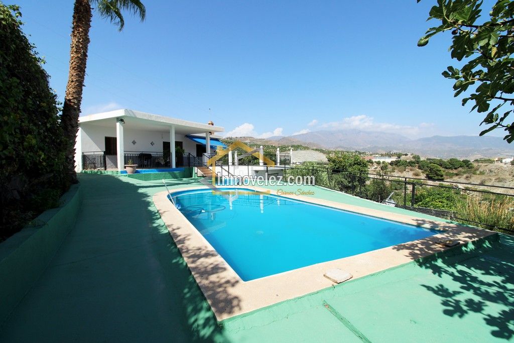 Cortijo en Motril (Ref.:0411)