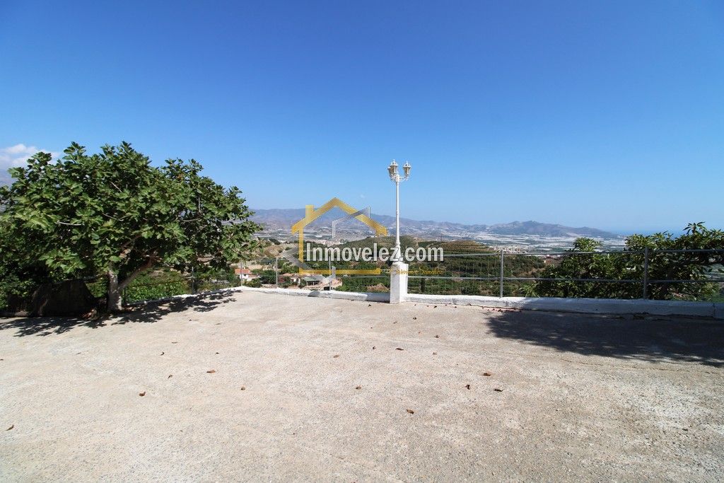 Cortijo en Motril (Ref.:0411)
