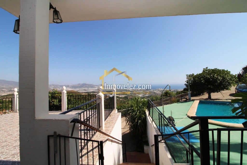 Cortijo en Motril (Ref.:0411)