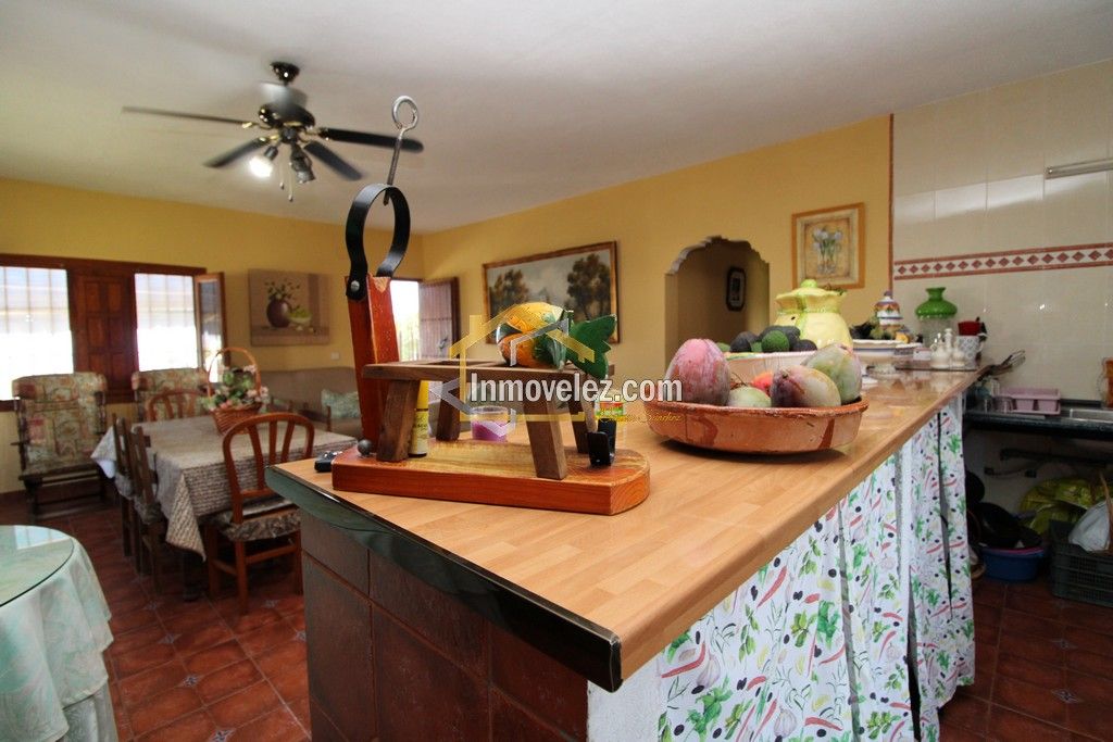 Cortijo en Motril (Ref.:0411)
