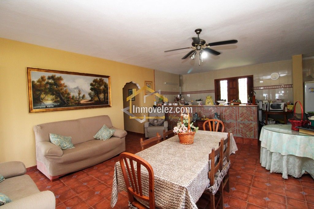 Cortijo en Motril (Ref.:0411)
