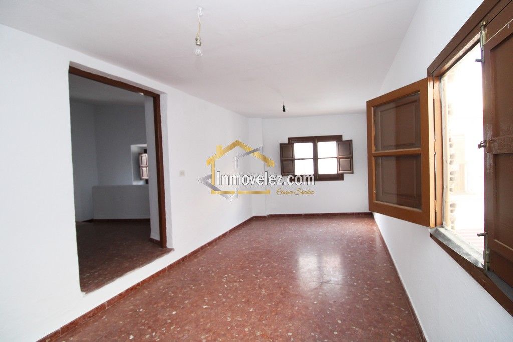 Casa en Vélez de Benaudalla (Ref.:0422)