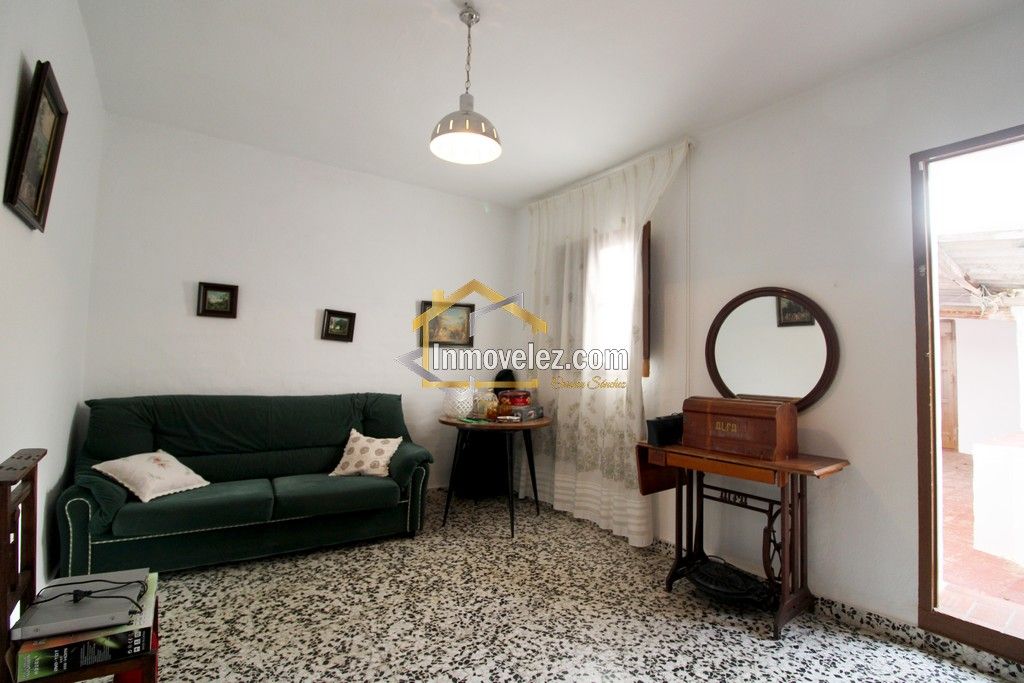 Casa en Vélez de Benaudalla (Ref.:0422)
