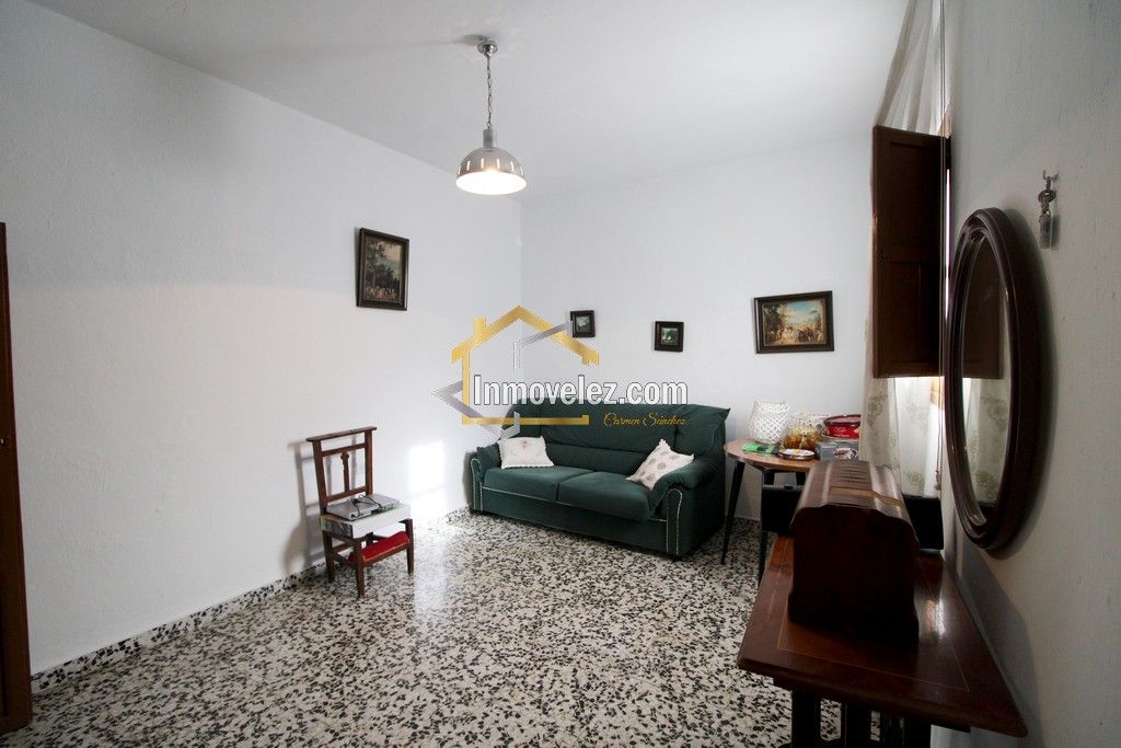 Casa en Vélez de Benaudalla (Ref.:0422)